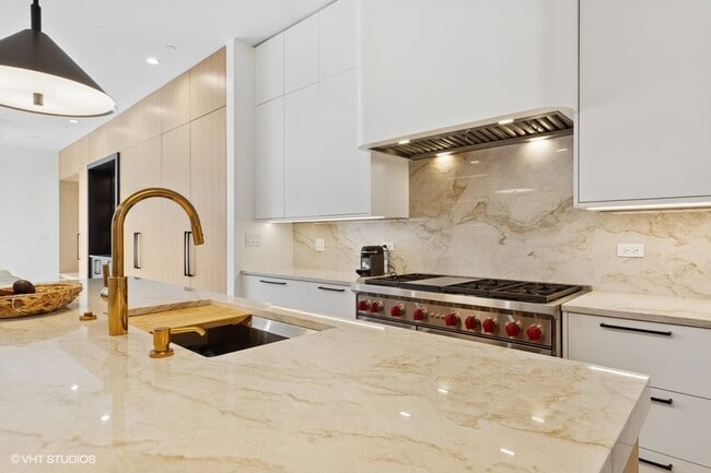 Photo - 1844 N Maud Ave