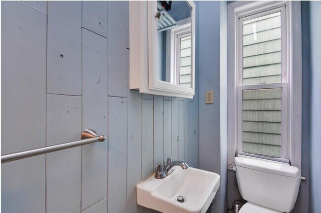 595 E 4th Unit 2