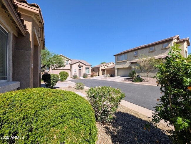 Photo - 3848 E Pollack St