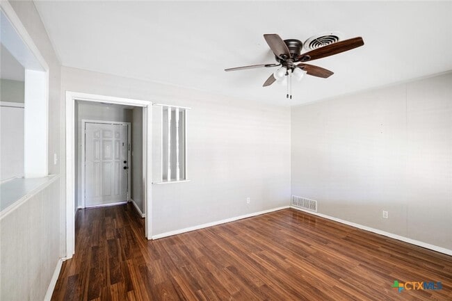 Photo - 1205 Pine Dr