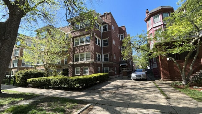 Photo - 1454 W Fargo Ave Apartment