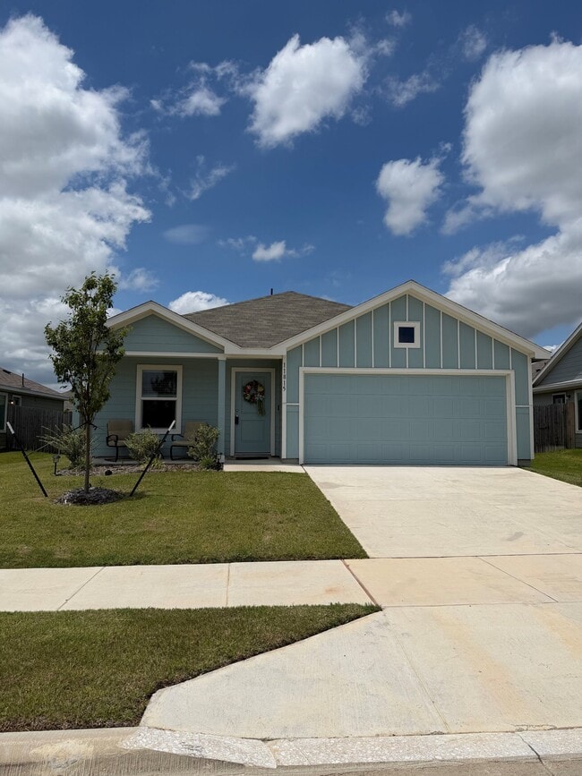 Building Photo - 11815 Hermosa Ln