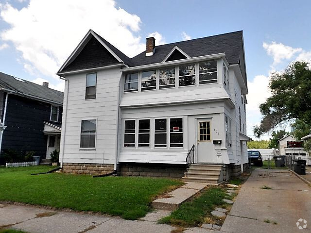 Building Photo - 425 3rd St Unit Upper Rental