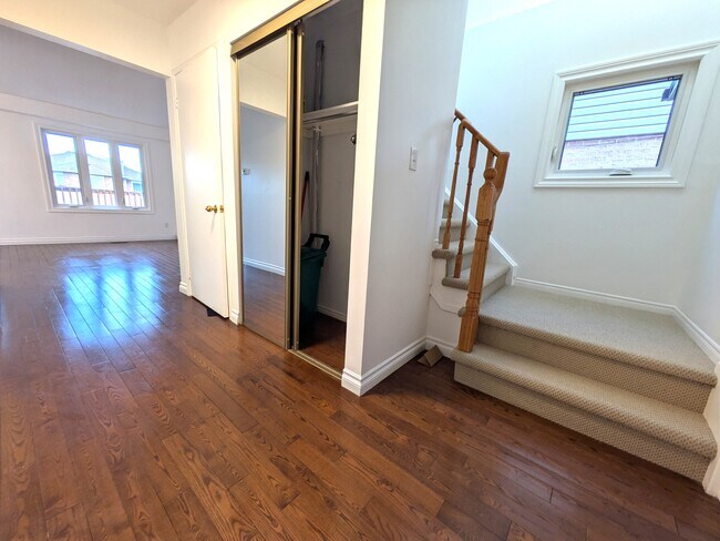 Photo - A-31 Bingham Street