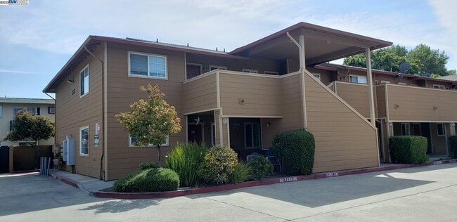 Photo - 2255 Chestnut St Unit 12