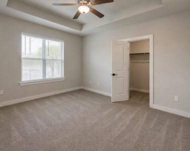 Photo - 1400 Range Dr