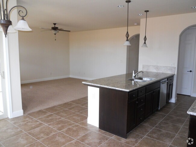 Building Photo - Granville Built 3 Bedroom for Rent in Copp... Rental