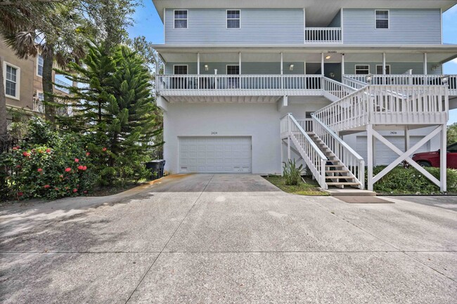 "Spacious 3-Bedroom Townhouse with Granite... - "Spacious 3-Bedroom Townhouse with Granite...