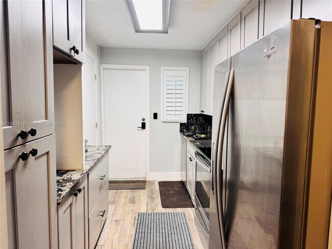 Photo - 1340 Lincoln Rd Unidad 805