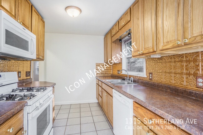 Photo - 1315 Sutherland Ave