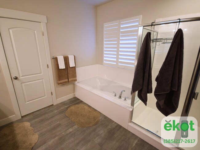 Photo - 43 Swasey Peak Wy Unit Swasey Peak Wy-Main Floor