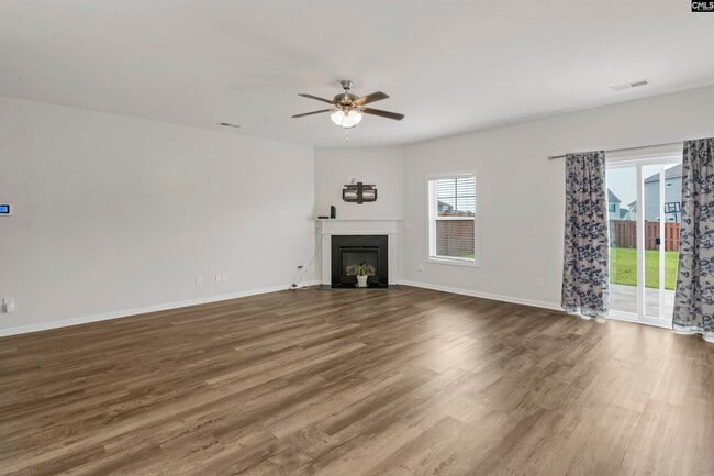 Photo - 728 Bustling Br Ln
