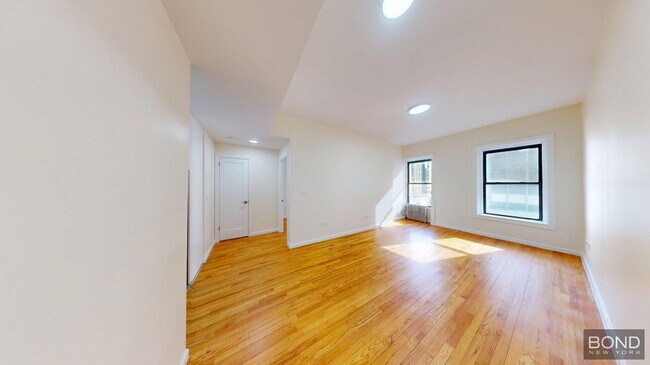 Photo - 54 W 56th St Apartamento Unidad 4A