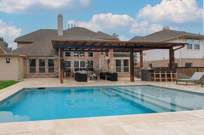 Photo - 18 Shallowford Pl