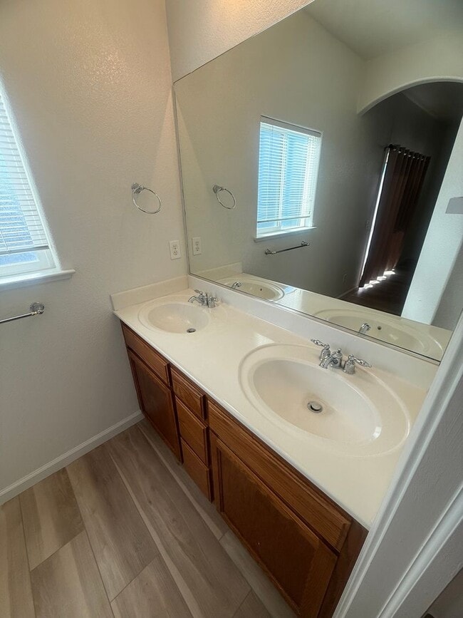 Photo - 55+ Gated Community Beautiful 3 Bed / 2 Bath Home in Desirable