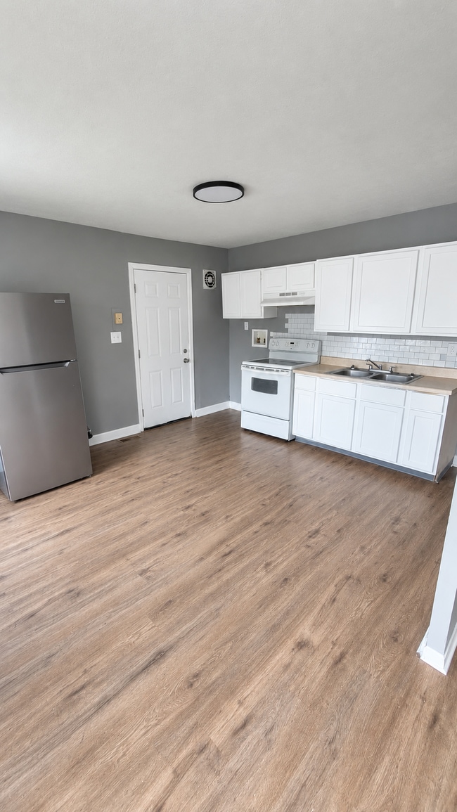 5286 Osceola Dr