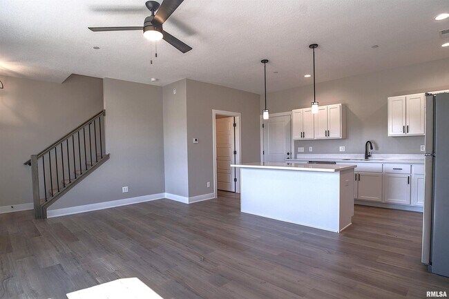 Photo - 1008 S 4th St