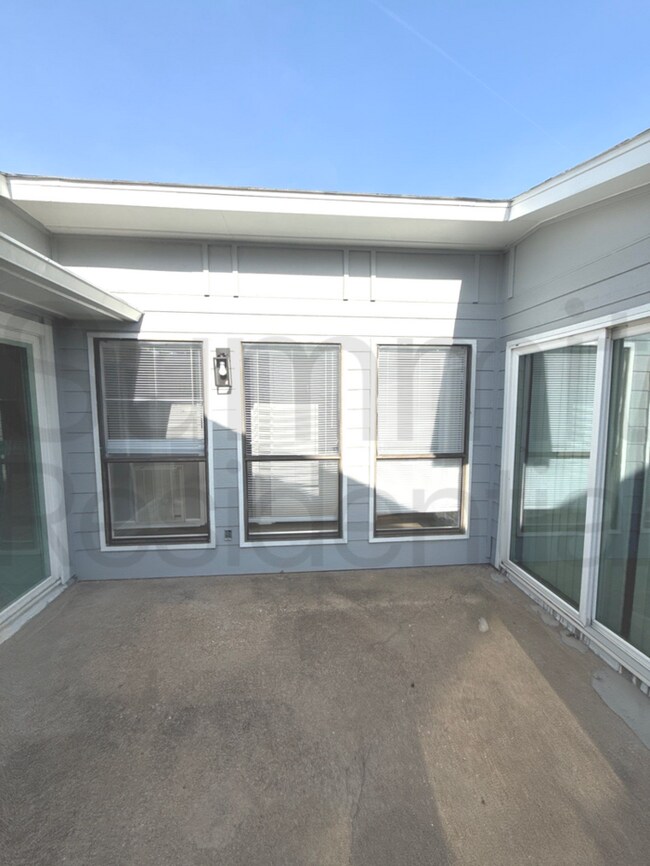 Photo - 6078 Dooley Dr