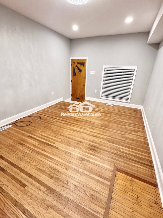 Photo - 627 S Curley St