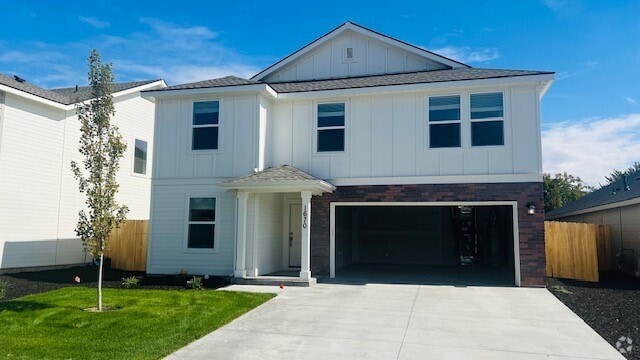Building Photo - B Lennar Rental
