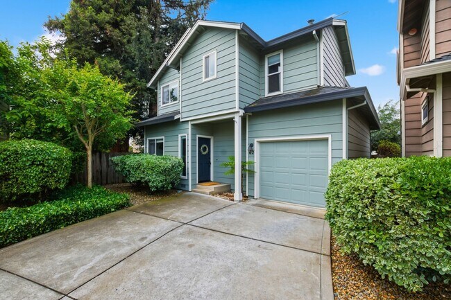 Photo - Contemporary 2 Bed, 2.5 Bath Home in North Napa