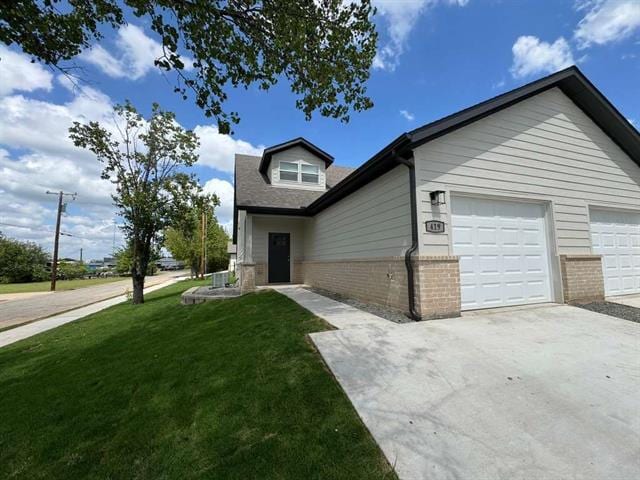 Photo - 419 W Dulin St