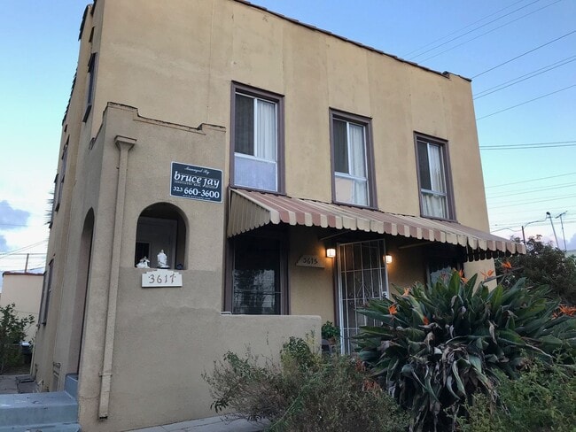 Building Photo - 3615/3617 Edenhurst Ave. Unit 3615