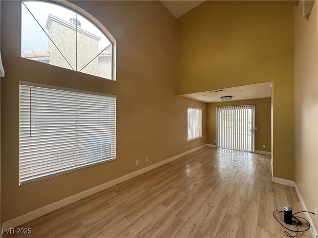 Photo - 4454 Bertram Ln