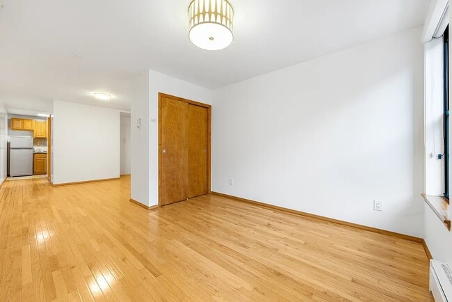 Photo - 100 St Marks Pl Unit 10