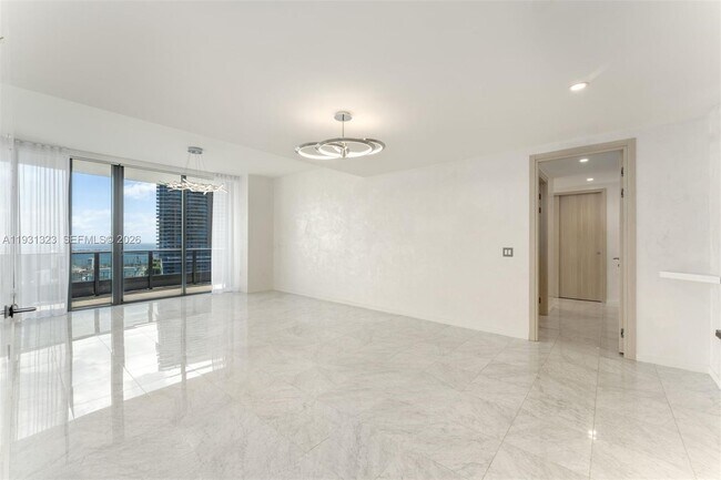 Photo - 1000 Brickell Plaza Unit PH5203