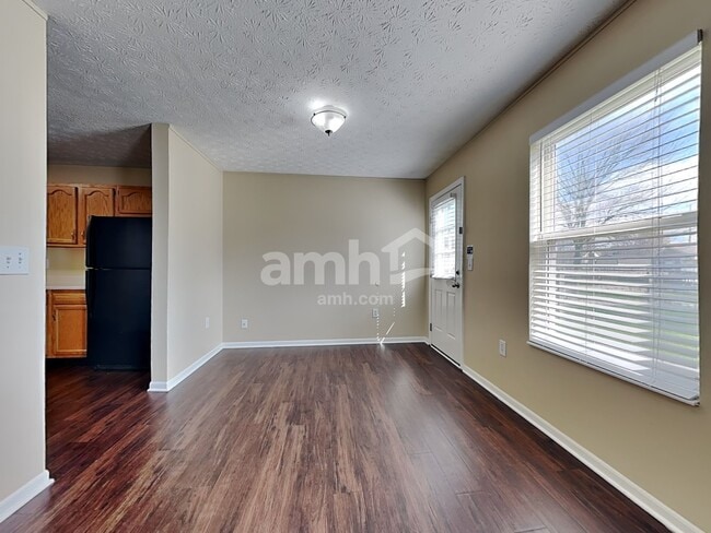 Photo - 918 Kreider Ct