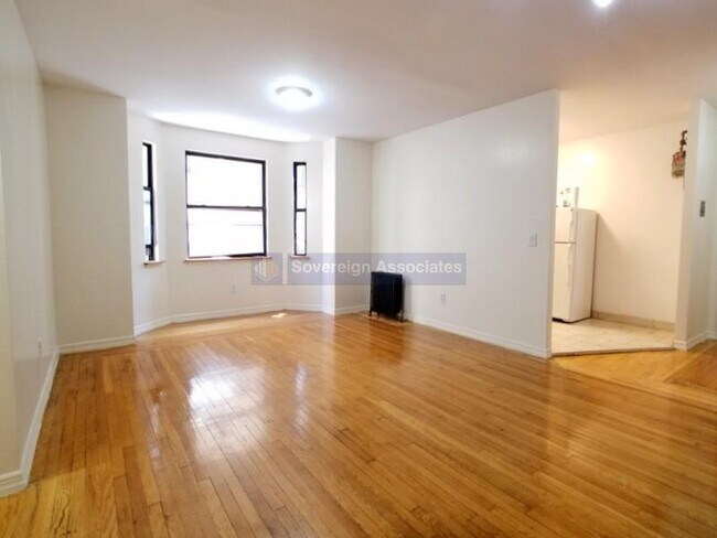 Photo - 715 W 172nd St Apartment Unit 5
