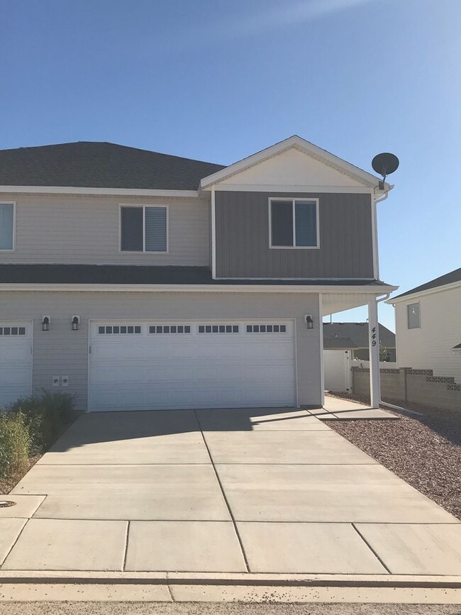 Twin home in Cedar City - Twin home in Cedar City