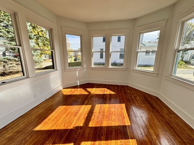 Photo - 915 W Taylor St