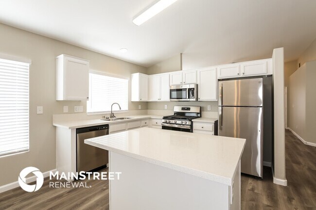 Photo - 6042 Chris Craft St