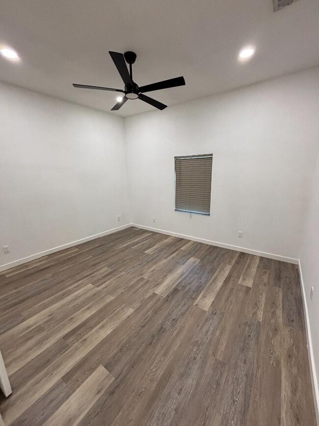 Photo - 309 N Allis St