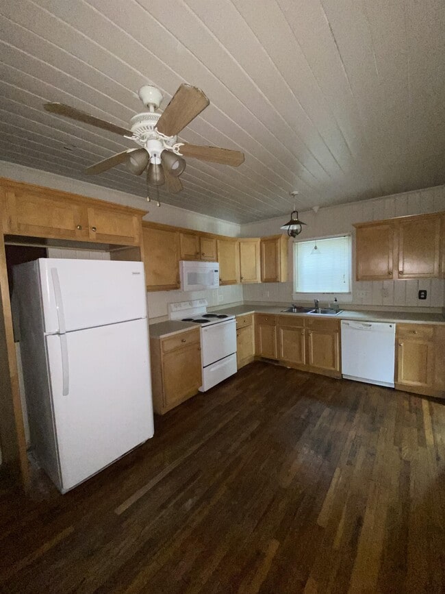 Photo - 328 Rogers Ave