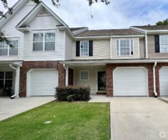 Building Photo - Persimmon Hill Haven Rental