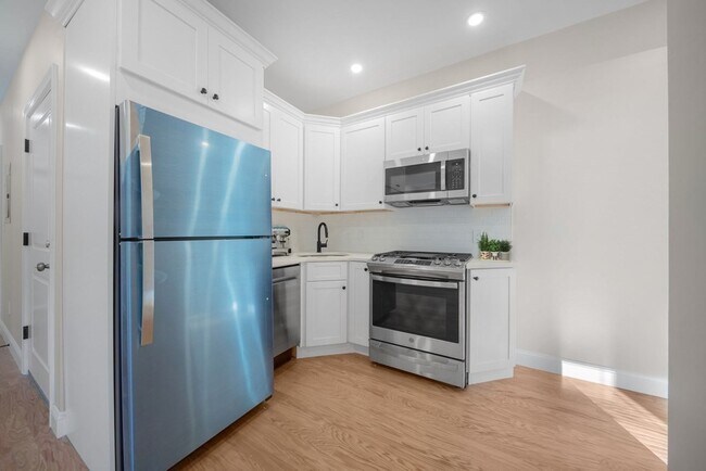 Photo - 95 Endicott St Unit 2