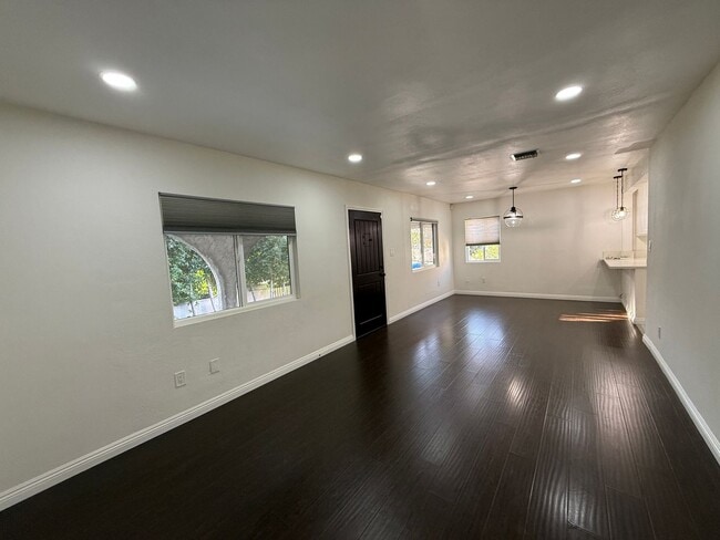 Photo - Amazing 3 Bedroom Home in Glassell Park / Eagle Rock