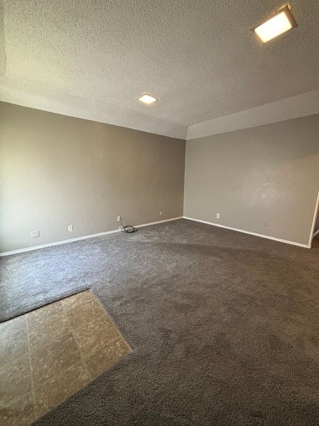 Photo - 6440-6442 Woodbeach Dr Unit 6442 Woodbeach Drive