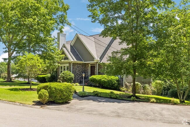 Building Photo - 316 McCoin Dr Rental