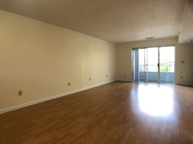 Photo - 152 N Beacon St Unit A3