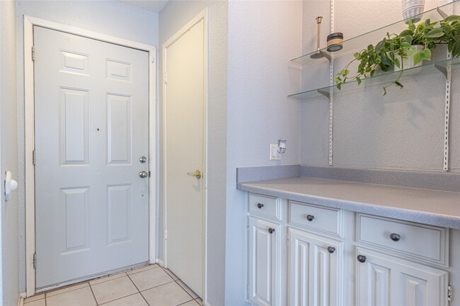 Photo - 8020 Braesmain Dr Unidad 1603