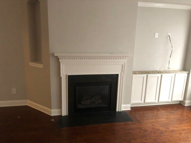 Living room - 93 Berry Hill Dr