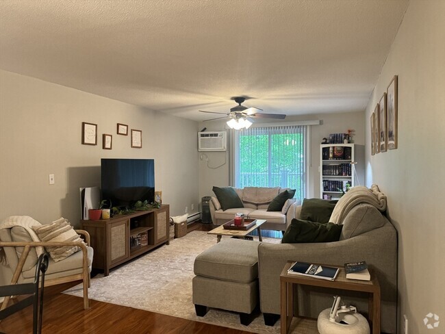 Building Photo - 200 Manning St Unit 18C Rental