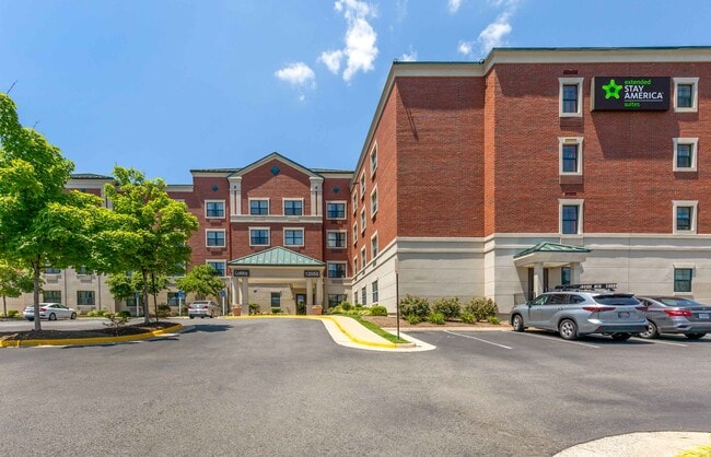Building Photo - Furnished Studio-Washington, D.C. - Fairfa... Rental