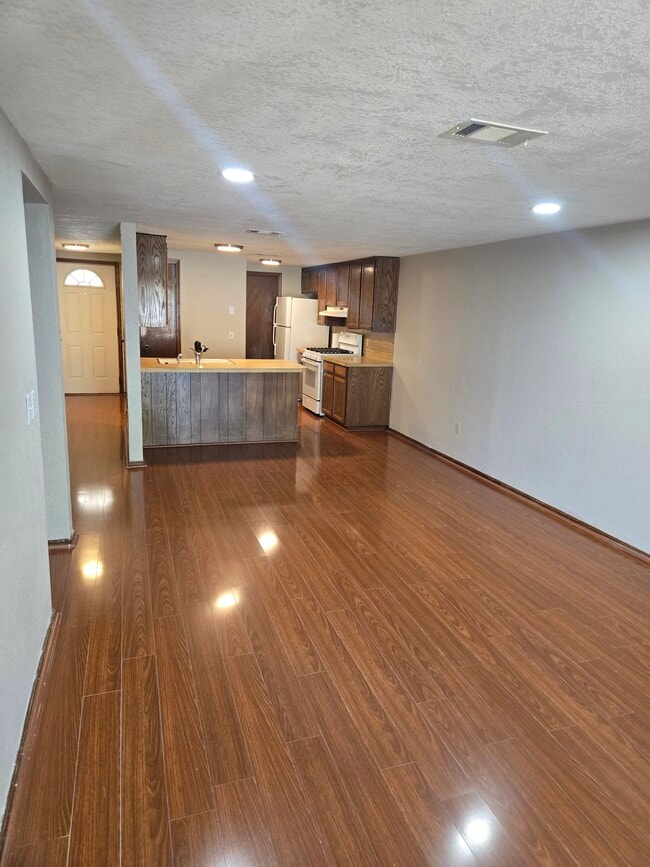 Photo - 8505 S Camay Ave