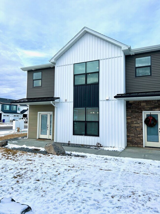 Photo - Peregrine Townhomes