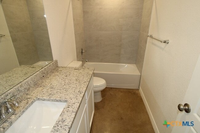 Photo - 1173 Lindsey Dr Unit A